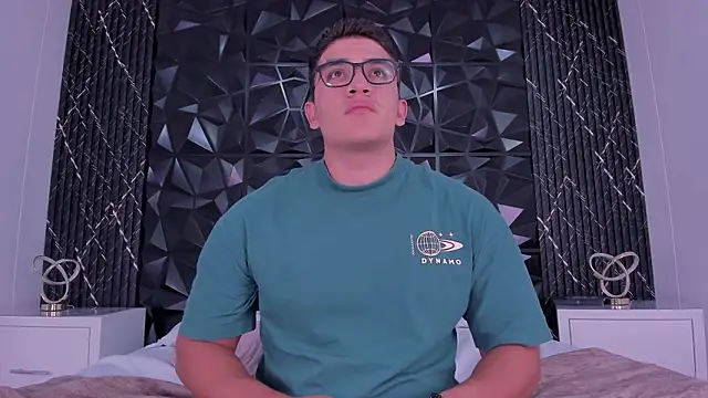 Snapshot of JeffDaltton chatting on February 26, 8:19 pm JeffDaltton online show from February 26, 8:19 pm