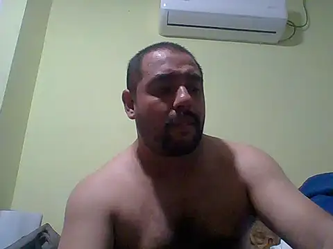 Snapshot of Blackcharro888 chatting on July 29, 12:53 am Blackcharro888 online show from July 29, 12:53 am