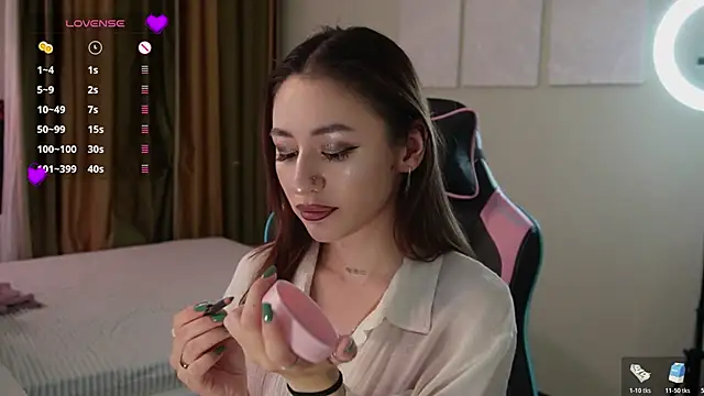 Fiona-Love online show from June 10, 5:23 pm