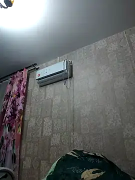 EffectFiona online show from February 22, 12:01 am