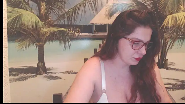 Queen  Natasha online show from January 6, 9:39 pm