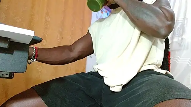 angel bonbom online show from March 19, 9:41 pm