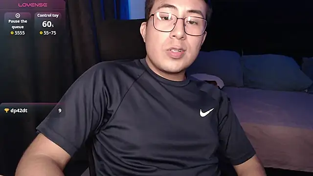 andrewmhilton  online show from April 10, 6:40 am