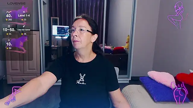 Snapshot of Celine_Faer1 chatting on June 12, 12:48 pm Celine Faer1 online show from June 12, 12:48 pm