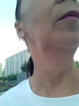 Snapshot of Celine_Faer1 chatting on June 15, 2:52 pm Celine Faer1 online show from June 15, 2:52 pm
