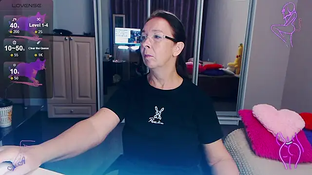 Snapshot of Celine_Faer1 chatting on June 24, 1:48 am Celine Faer1 online show from June 24, 1:48 am
