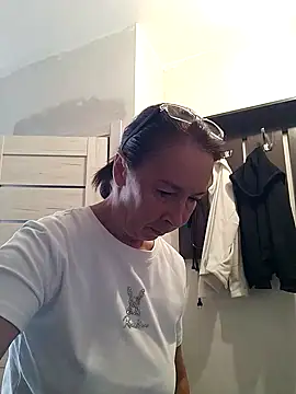 Snapshot of Celine_Faer1 chatting on July 9, 7:12 am Celine Faer1 online show from July 9, 7:12 am