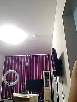 Snapshot of Celine_Faer1 chatting on July 16, 9:04 am Celine Faer1 online show from July 16, 9:04 am