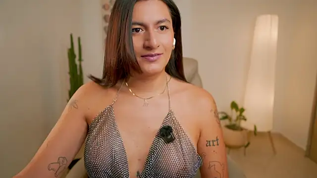 ari artis online show from June 8, 9:04 pm