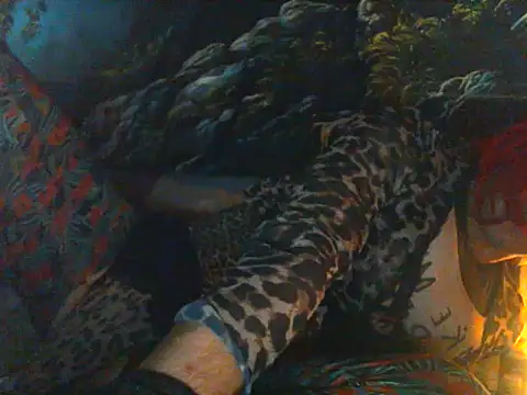 qwer1234 online show from April 19, 10:14 am