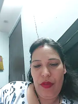 Poojabhabi101 online show from March 6, 6:10 am