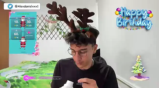 Snapshot of Jackson_Careyy chatting on December 17, 8:32 pm Jackson Careyy online show from December 17, 8:32 pm