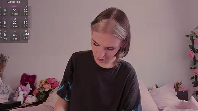  eva  pleasure  online show from March 11, 7:14 am