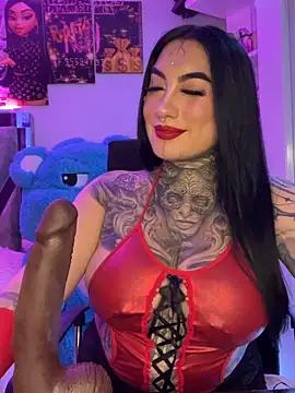 Snapshot of CloeeBeckam chatting on February 15, 3:58 am CloeeBeckam online show from February 15, 3:58 am