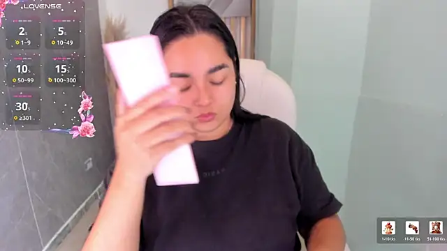 CelesteBrucee online show from May 17, 7:43 pm