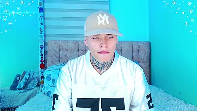 Snapshot of _justinmoon2 chatting on January 6, 10:52 am justinmoon2 online show from January 6, 10:52 am