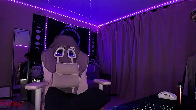 wet dream  online show from March 1, 4:47 am