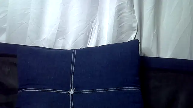 Enkarxx online show from May 6, 2:33 pm