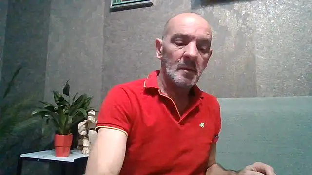 Snapshot of skorpibg65 chatting on June 15, 5:48 pm skorpibg65 online show from June 15, 5:48 pm