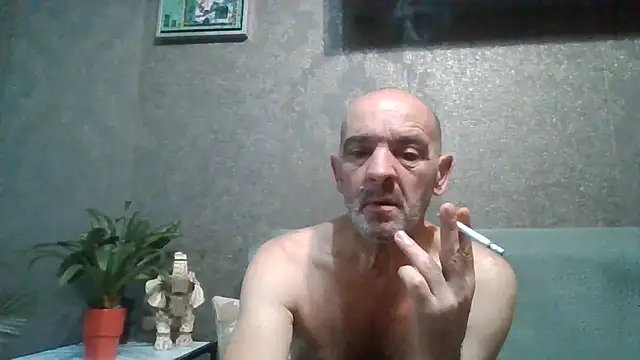 Snapshot of skorpibg65 chatting on July 3, 2:12 pm skorpibg65 online show from July 3, 2:12 pm