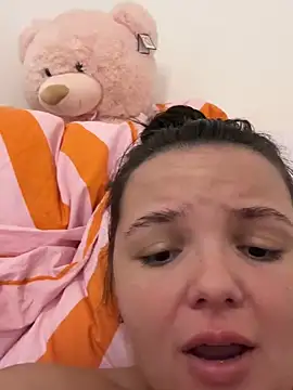 CelesteBailey online show from March 9, 6:39 am