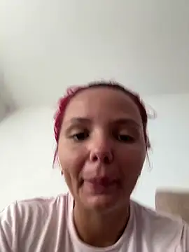 CelesteBailey online show from June 28, 7:25 am