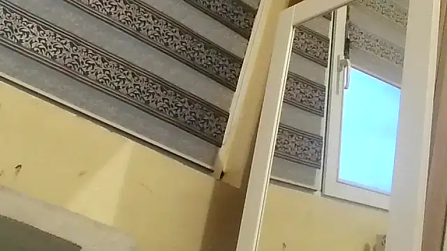 Nataliesbestjuggs online show from May 23, 6:12 pm