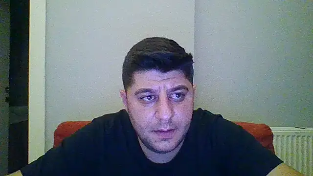 erkekkkadam online show from May 8, 10:48 pm