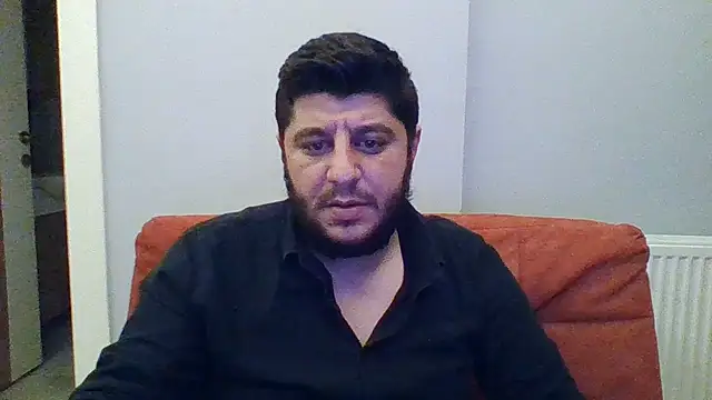 erkekkkadam online show from June 19, 10:46 pm