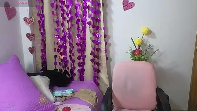 lovely trix online show from March 11, 3:34 pm