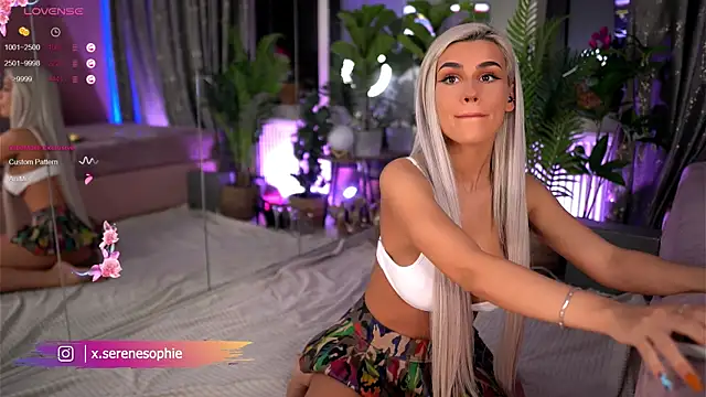 Serene Sophiex online show from March 10, 9:18 pm