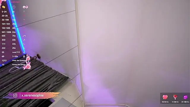 Serene Sophiex online show from March 22, 8:59 pm