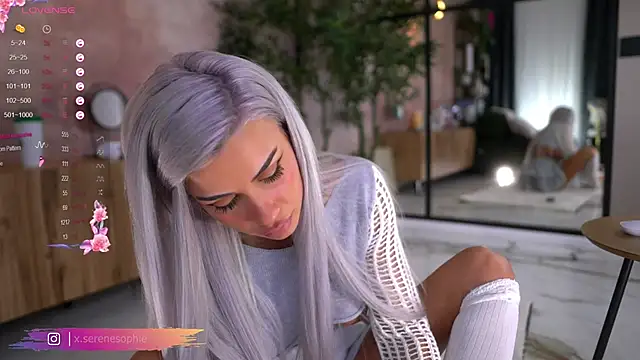 Serene Sophiex online show from September 15, 8:31 pm