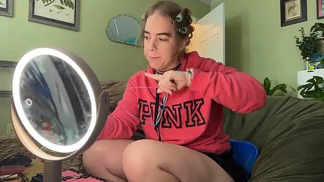 Linzy 19 online show from February 20, 2:50 pm