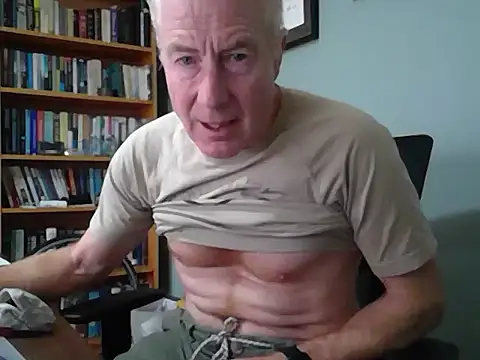 jiggy77777 online show from May 2, 1:21 am