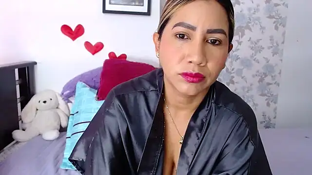 vanessa cute1 online show from May 3, 5:19 pm