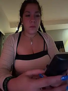 Bigbuttbrooklynn online show from February 20, 7:43 am
