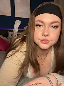 Snapshot of VictoriaLaFleur chatting on February 24, 1:42 pm VictoriaLaFleur online show from February 24, 1:42 pm