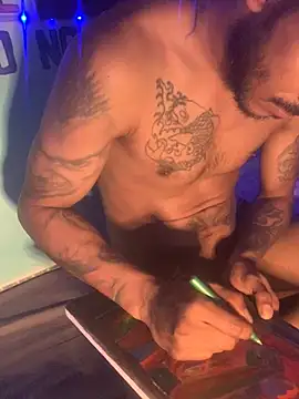 Snapshot of Antonio_shower_time chatting on January 15, 5:40 am Antonio shower time online show from January 15, 5:40 am