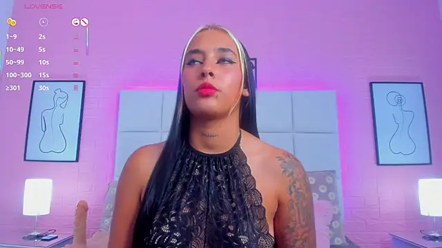 charlotte kisss online show from June 9, 7:14 pm