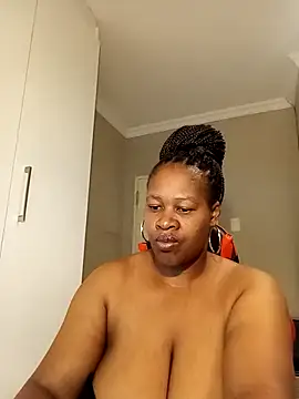 bustylisa1983 online show from March 19, 4:49 am