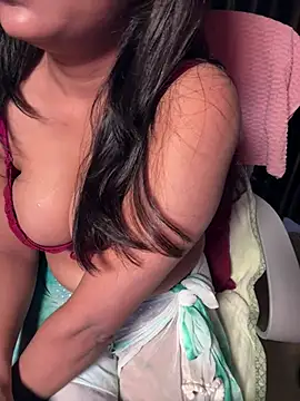 sexy-simmy online show from April 16, 6:41 pm