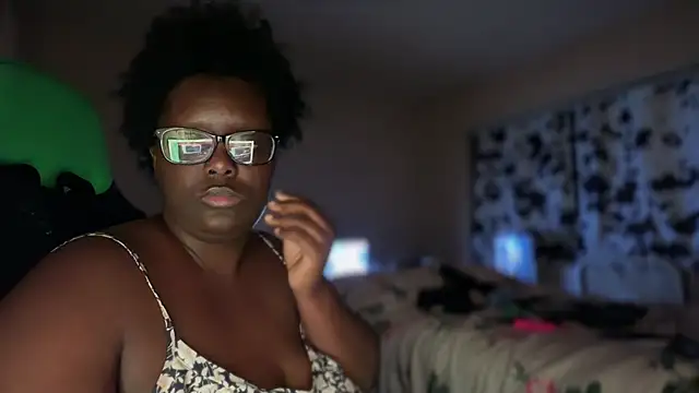 Yagurl  west online show from January 17, 9:14 am