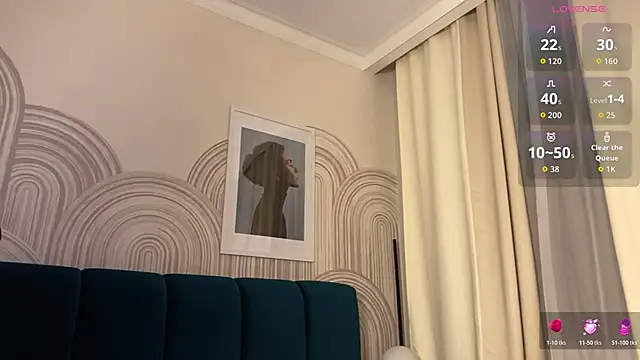 viviann evans online show from February 3, 1:04 am