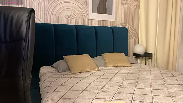 viviann evans online show from February 16, 1:57 am