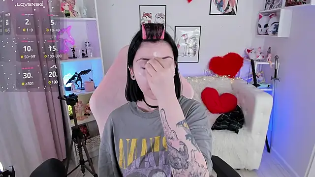 PennyMay online show from February 13, 4:32 am