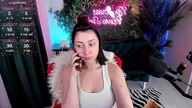 PennyMay online show from March 21, 4:39 am