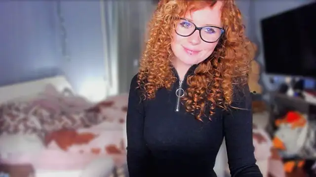 KlementinaBbG online show from February 18, 8:49 pm