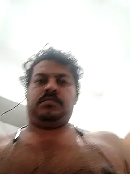 Snapshot of abinrock chatting on July 7, 2:32 pm abinrock online show from July 7, 2:32 pm