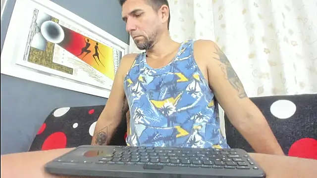 JULESLAKES online show from April 1, 1:41 pm